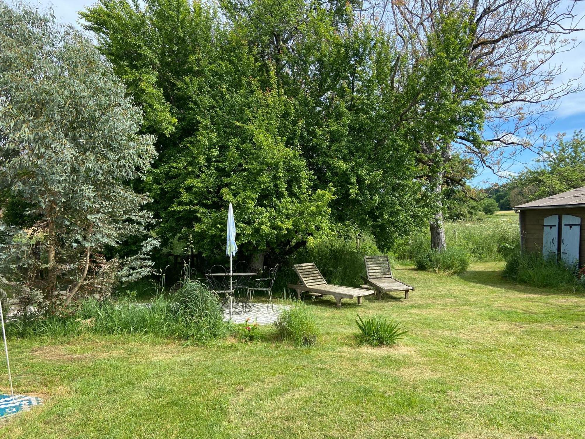 Valojoulx Gite Wildflower Lane מראה חיצוני תמונה